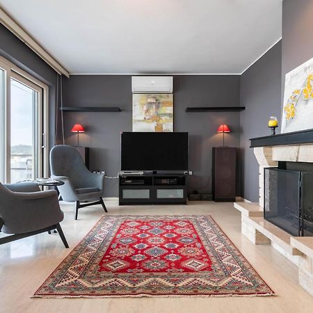 Sunlight House - Palatial Fully Equipped Apartment Near The Sea Афіни Екстер'єр фото